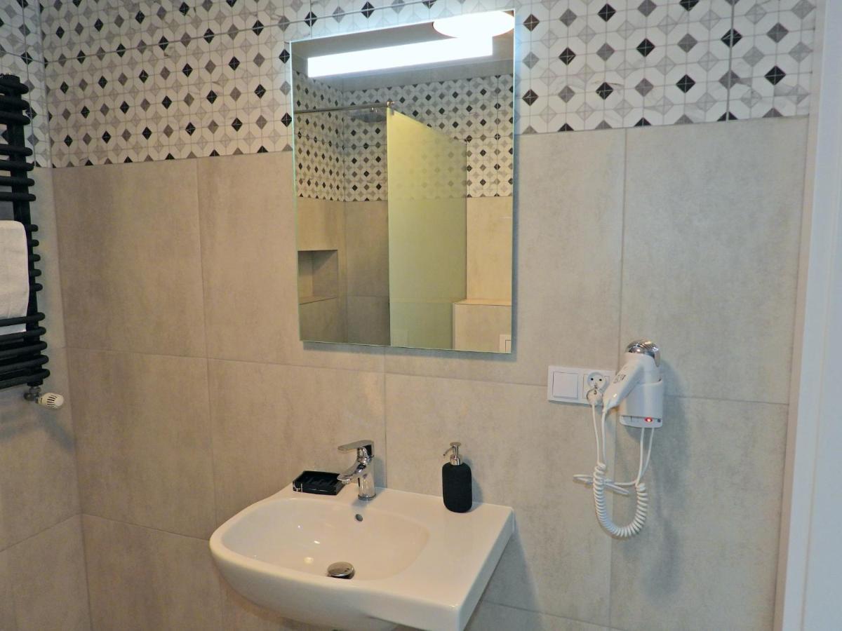 Apartament A2D Cracovia Esterno foto